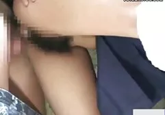 Kleed de ondeugende Japanners uit en trek erotische gratis filmpjes beffen kleren aan voor de webcam.