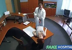 Darth Vader stak de dikke vrouwen sex film stok in de kont van een shirtloze moeder op de foto ' s van Prinses Leia.