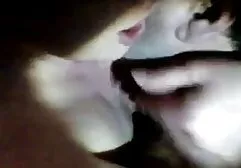 Hahal scheurde de geit in een zwart pak op een stoel sexfilm vrouwen en kwam in zijn mond.