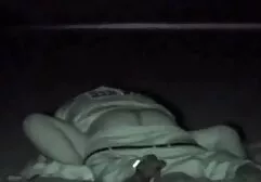 Die dikke trut sex met mooie dames heeft een katapult in haar gezicht.