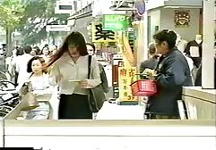 Hij woont in het huis rijpe vrouwen sexfilms van de man en ploegen de vagina van de vrouw.