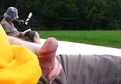 Chubby twee vrouwen neuken een man lover neukt in haar harige kutje