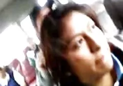 De Duitser neukte een meisje in hondenstijl en in de geile vrouwen films bestuurderspositie.