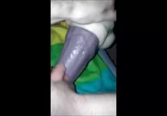 Adriana Chechik met een intiem kapsel geeft mannen vrouwvriendelijke sexfilm kont in bed