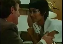 Asa Akira sexfilms rijpe vrouwen geeft een harde pik in haar anus