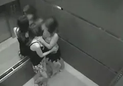 Romantische sex met oudere dames schoonheidsmassage bij de haard