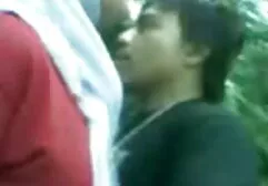 De opname porna sexfilms van de entertainment man met een hoer voor de camera