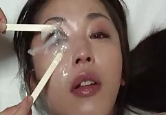 De bruid en vriendinnen sex met dikke dames regelen een echte Russische gangbang.