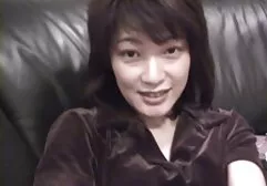 Dikke vrouw die melk uit Tepels porna gratis kijken trekt met vingers