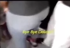 Dodge gaf de teef de camera om te filmen vrouwen sexfilms aan het einde van haar tong.