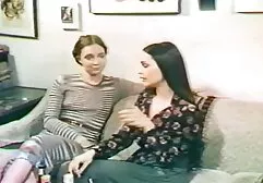 Na sexfilm vrouwvriendelijk het gevecht geeft geit de winnaar van de klas.