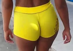 Moeder en zoon verborgen cam sex met mooie dames zo snel